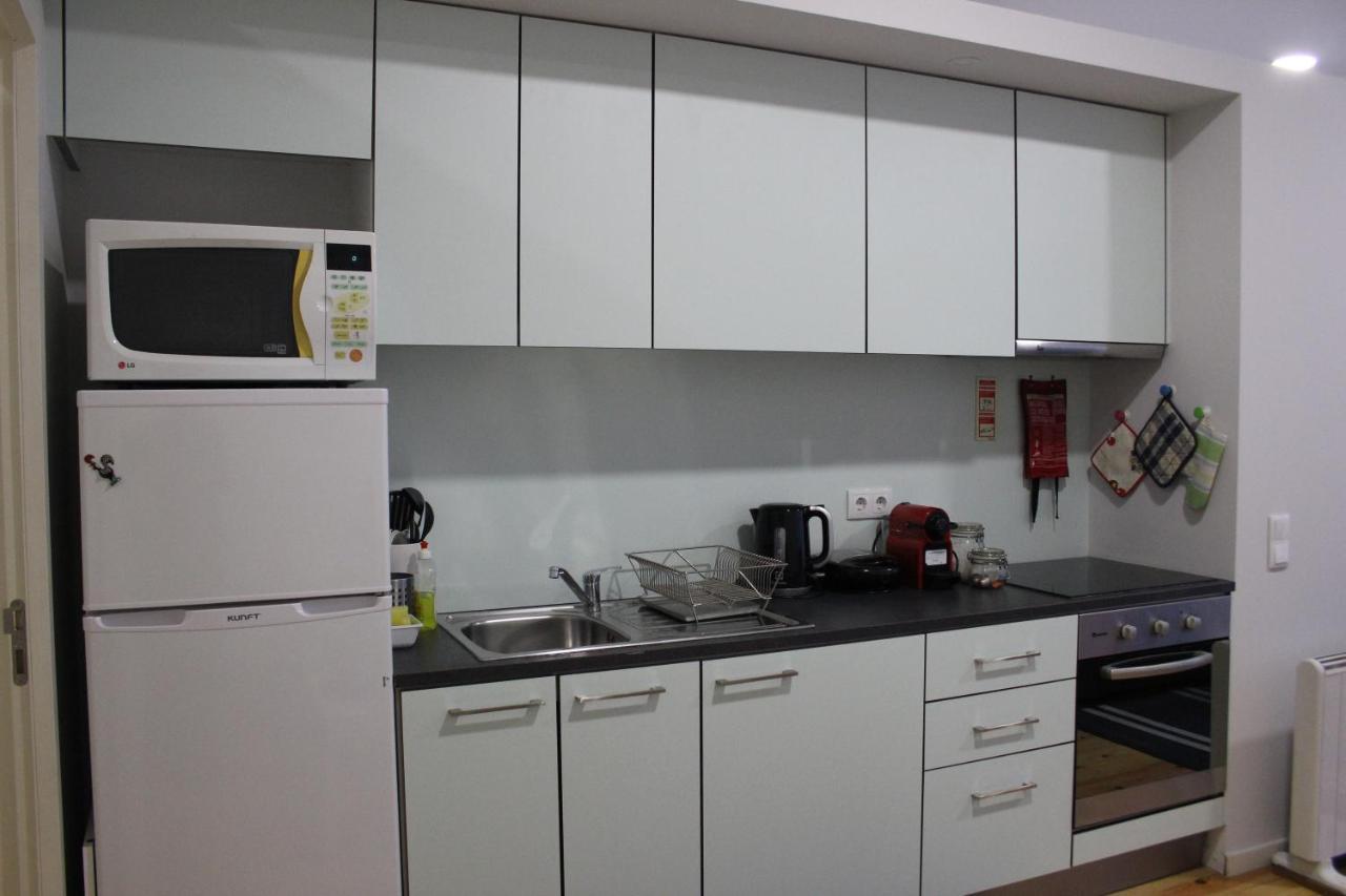 Practical And Comfortable Apartment With Garden Porto Bagian luar foto