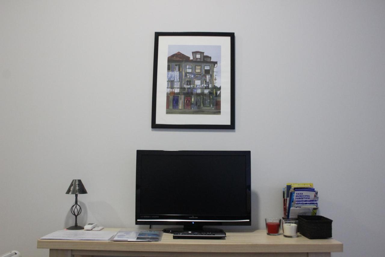 Practical And Comfortable Apartment With Garden Porto Bagian luar foto