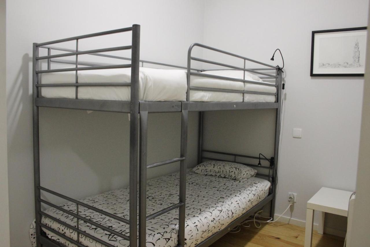 Practical And Comfortable Apartment With Garden Porto Bagian luar foto