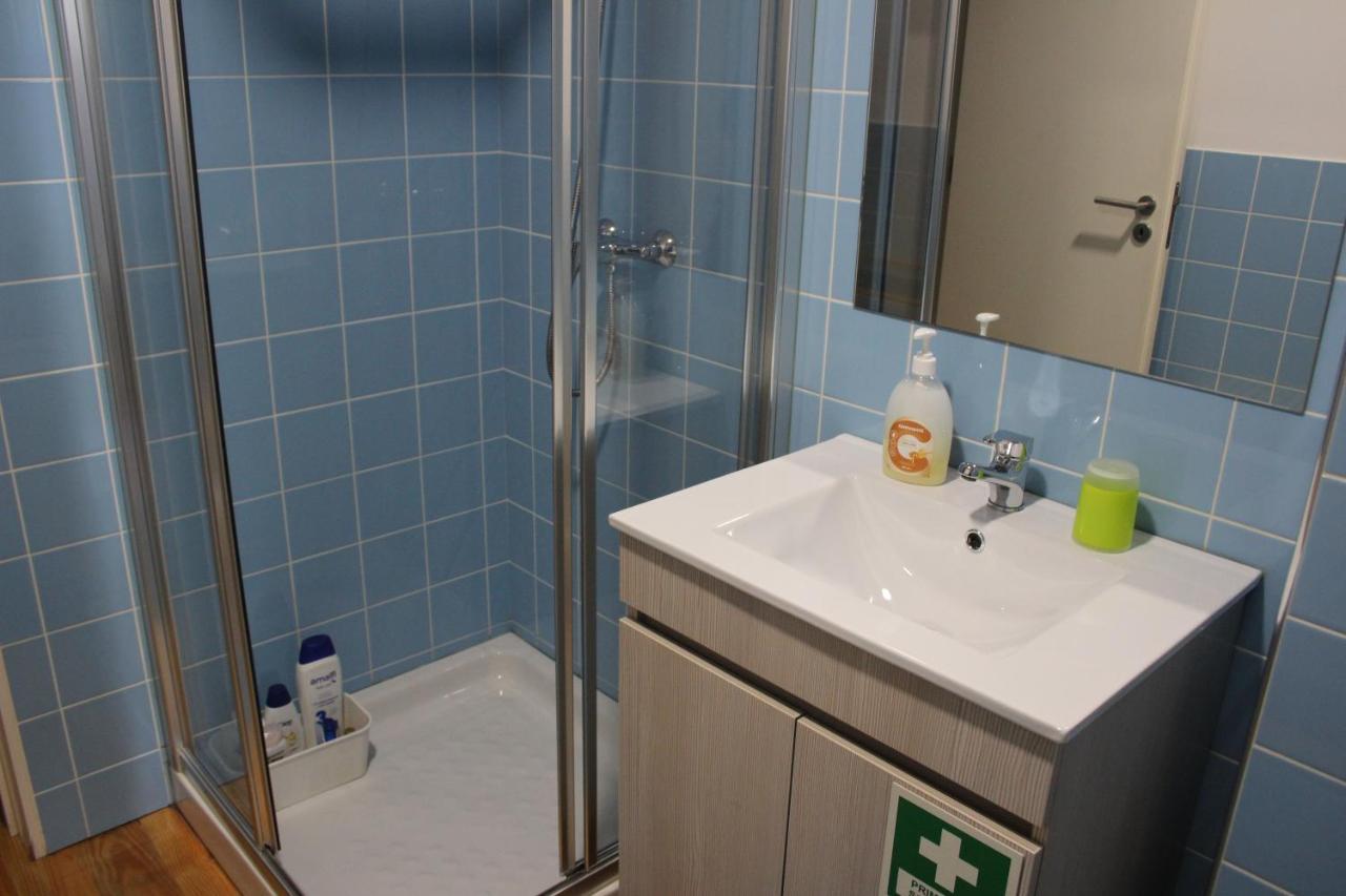Practical And Comfortable Apartment With Garden Porto Bagian luar foto